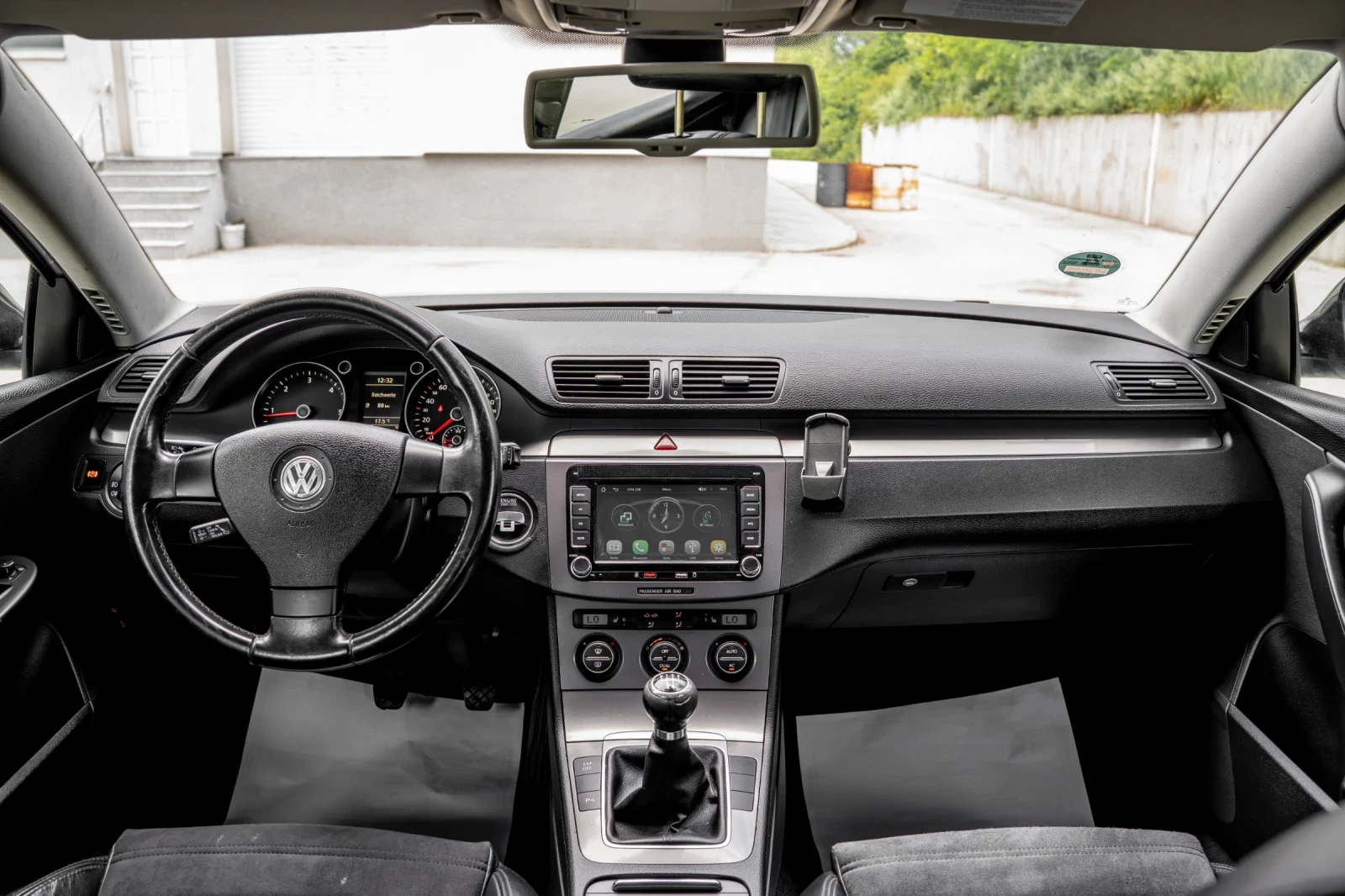VW Passat 2.0TDI CR HILINE КОЖА НАВИ, снимка 4 - Автомобили и джипове - 54598949