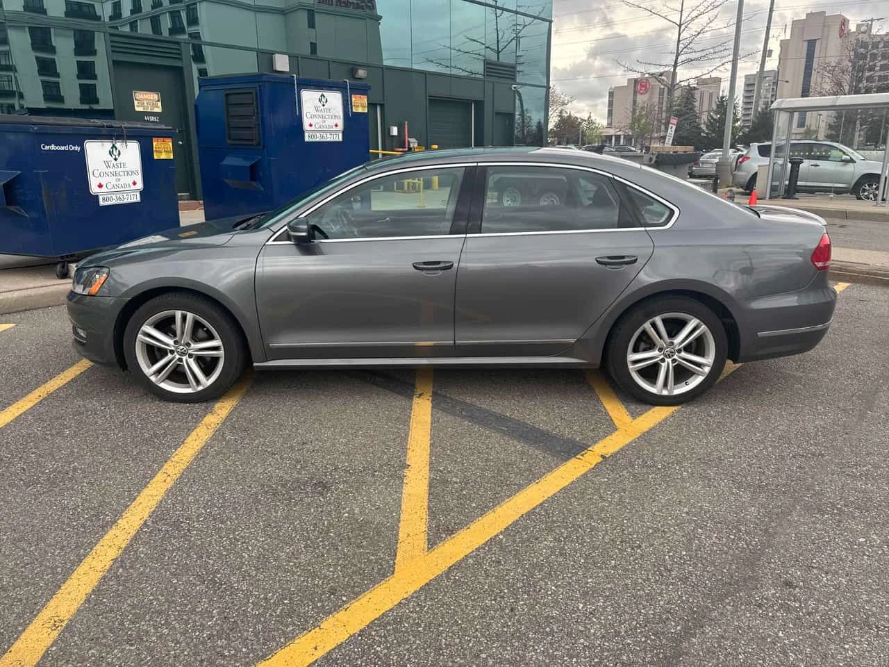 VW Passat * Highline * CARFAX * 2 ����� * KEYLESS * ������� | Mobile.bg � ����������� 2