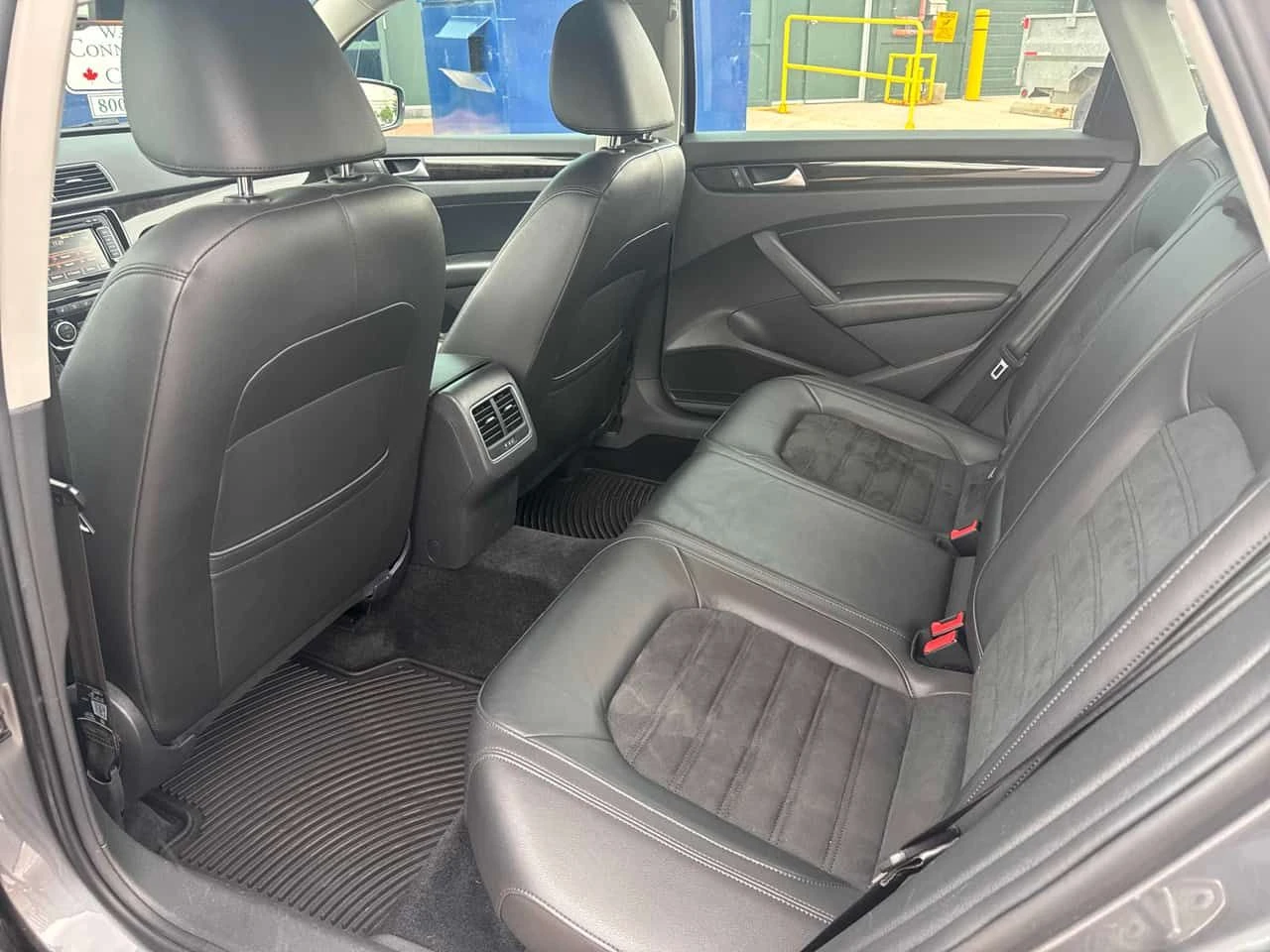 VW Passat * Highline * CARFAX * 2 ����� * KEYLESS * ������� | Mobile.bg � ����������� 10