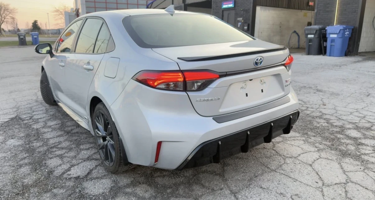 Toyota Corolla HYBRID XSE * AWD * BLIND SPOT * CAMERA * ПОДГРЕВ *, снимка 4 - Автомобили и джипове - 54567889