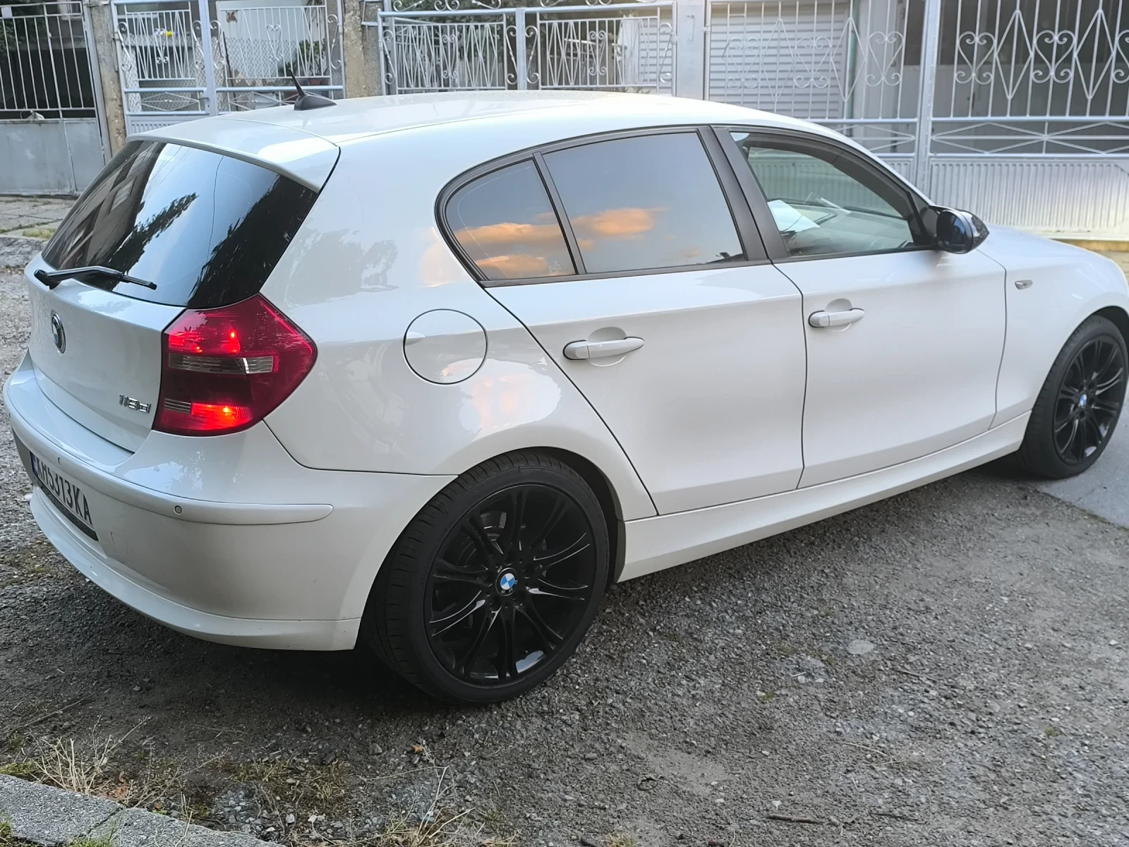 BMW 118 D Facelift на реални км, снимка 6 - Автомобили и джипове - 54972114