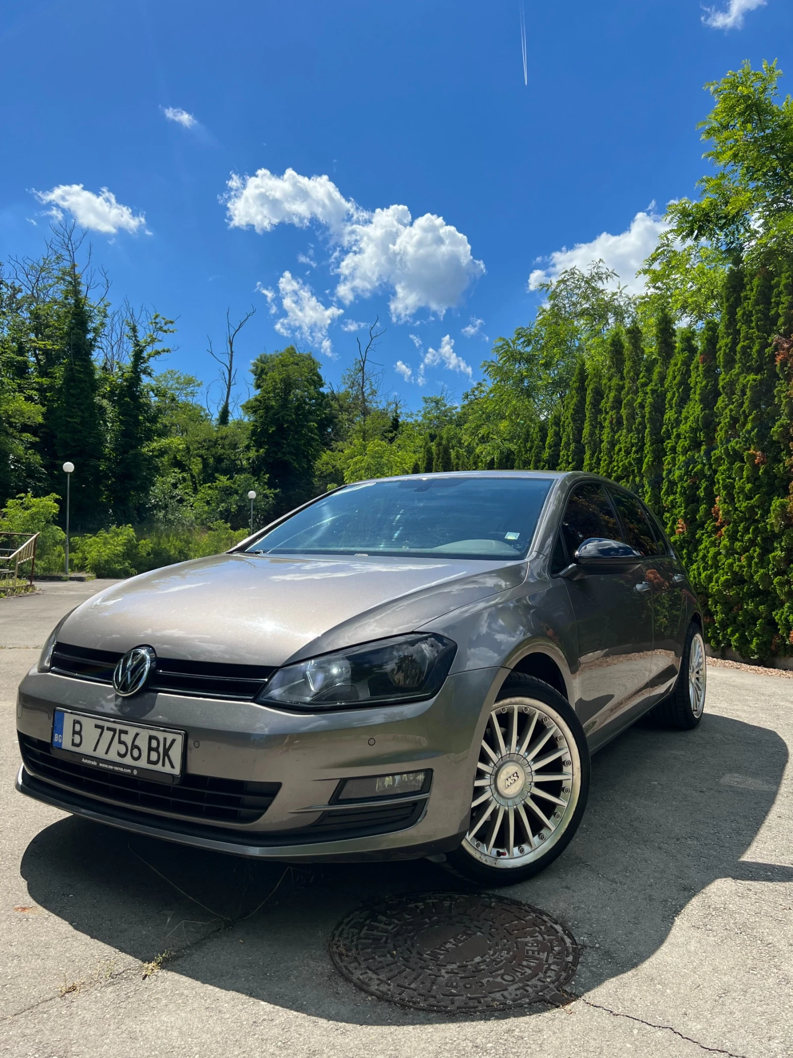 VW Golf DSG-7 + ЗАДНА КАМЕРА / CarPlay, снимка 12 - Автомобили и джипове - 54987566