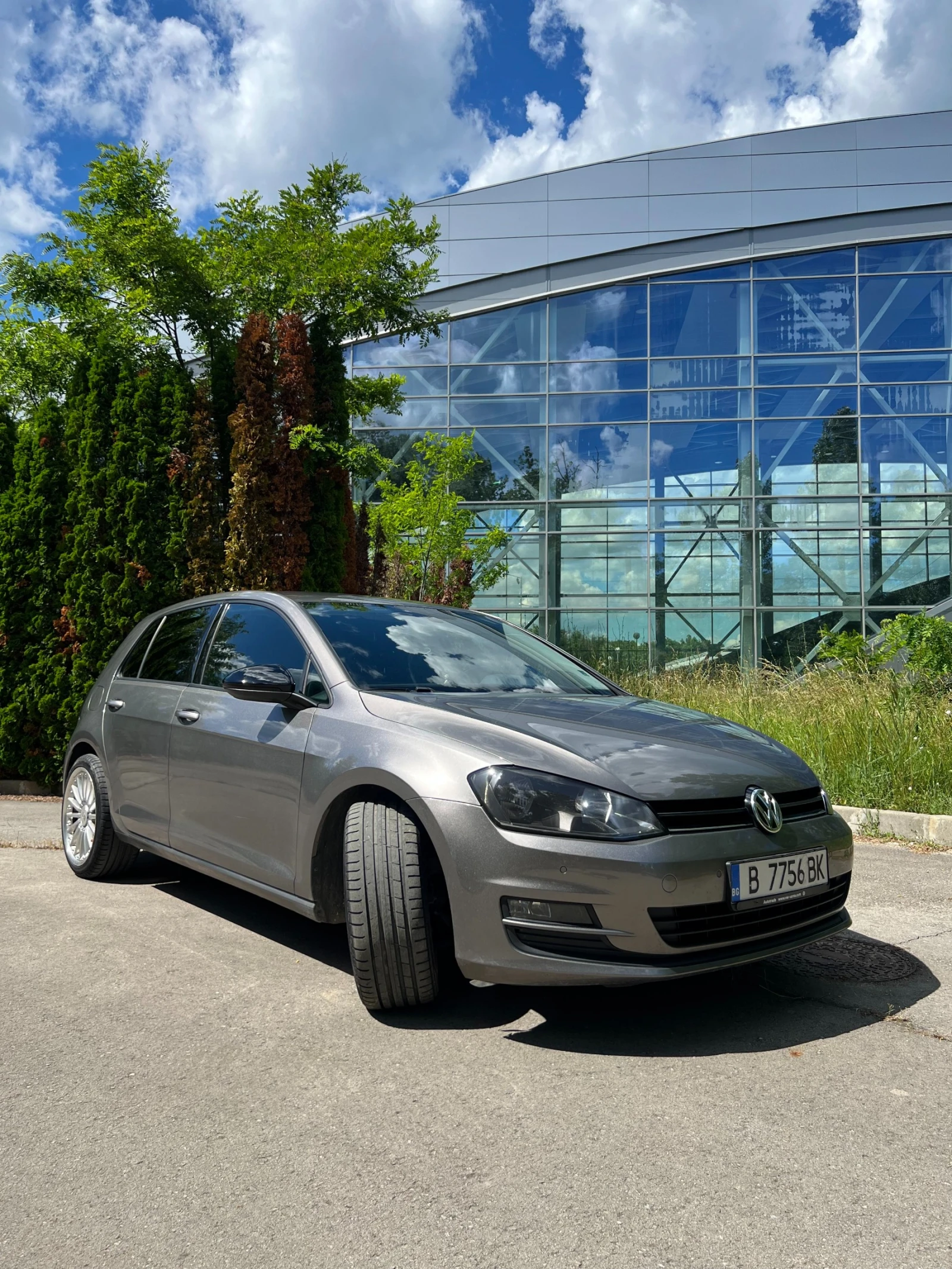 VW Golf DSG-7 + ЗАДНА КАМЕРА / CarPlay, снимка 10 - Автомобили и джипове - 54987566