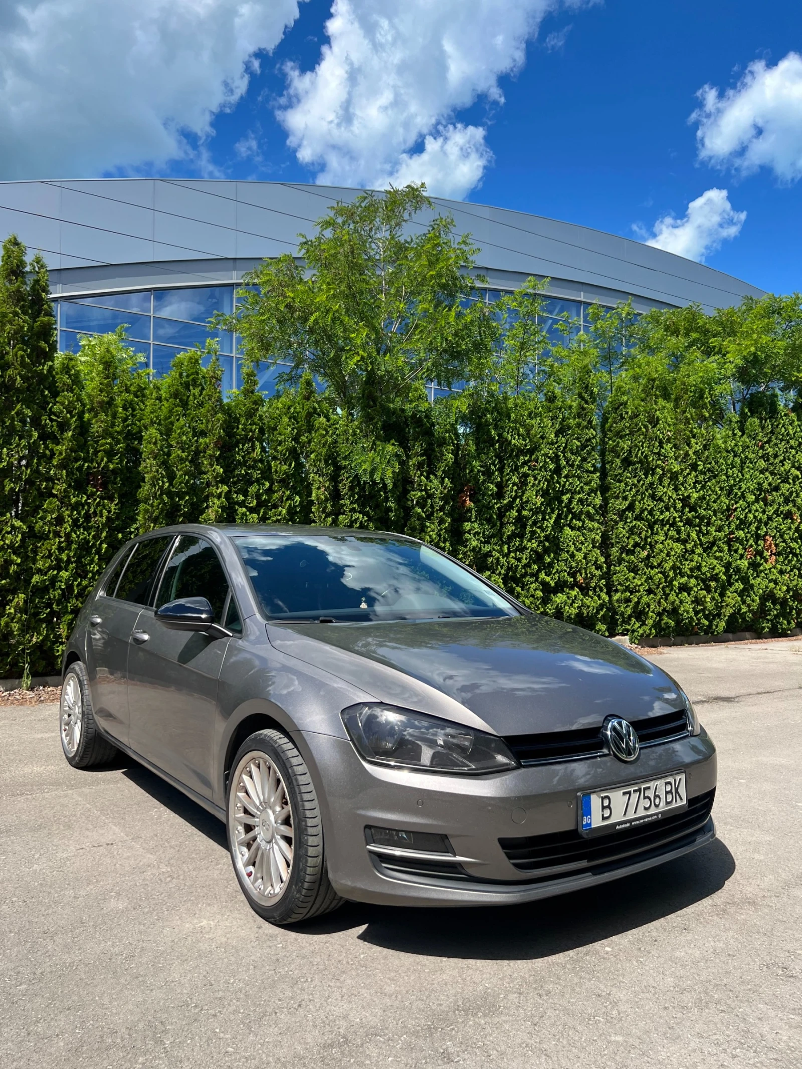 VW Golf DSG-7 + ЗАДНА КАМЕРА / CarPlay, снимка 6 - Автомобили и джипове - 54987566