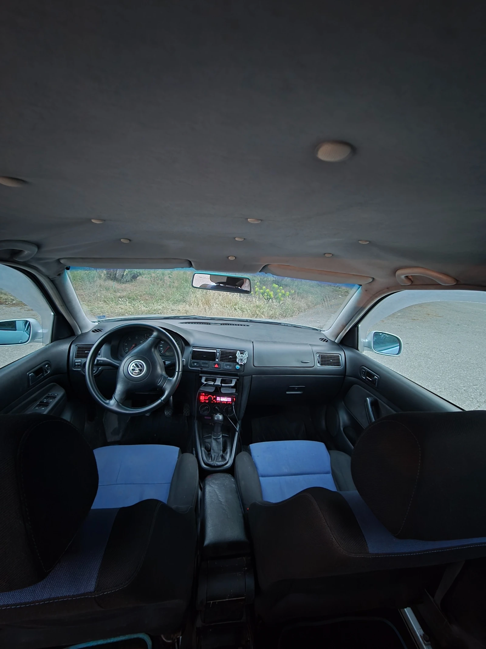 VW Golf 1.9tdi 110hp, снимка 12 - Автомобили и джипове - 55003768