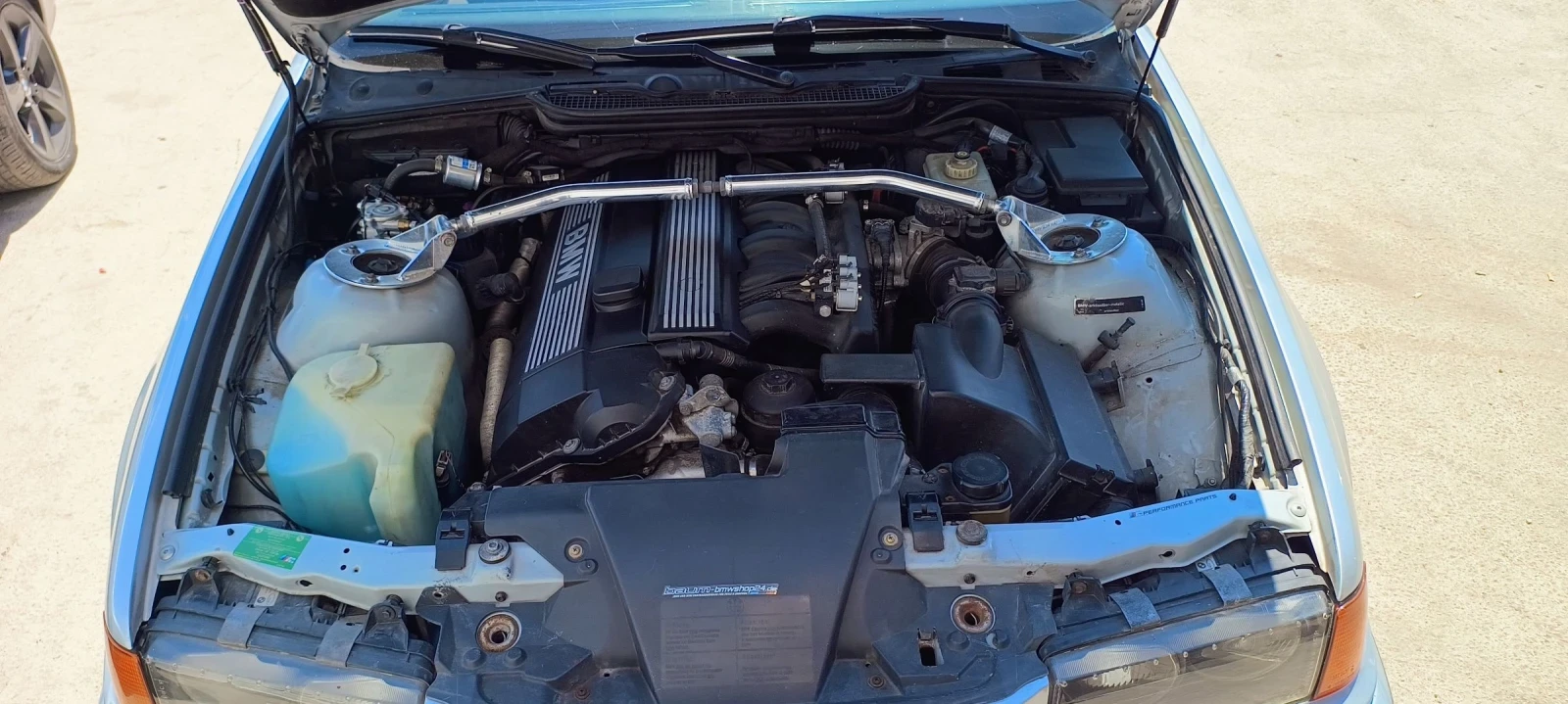 BMW 320 320i, снимка 13 - Автомобили и джипове - 55242116