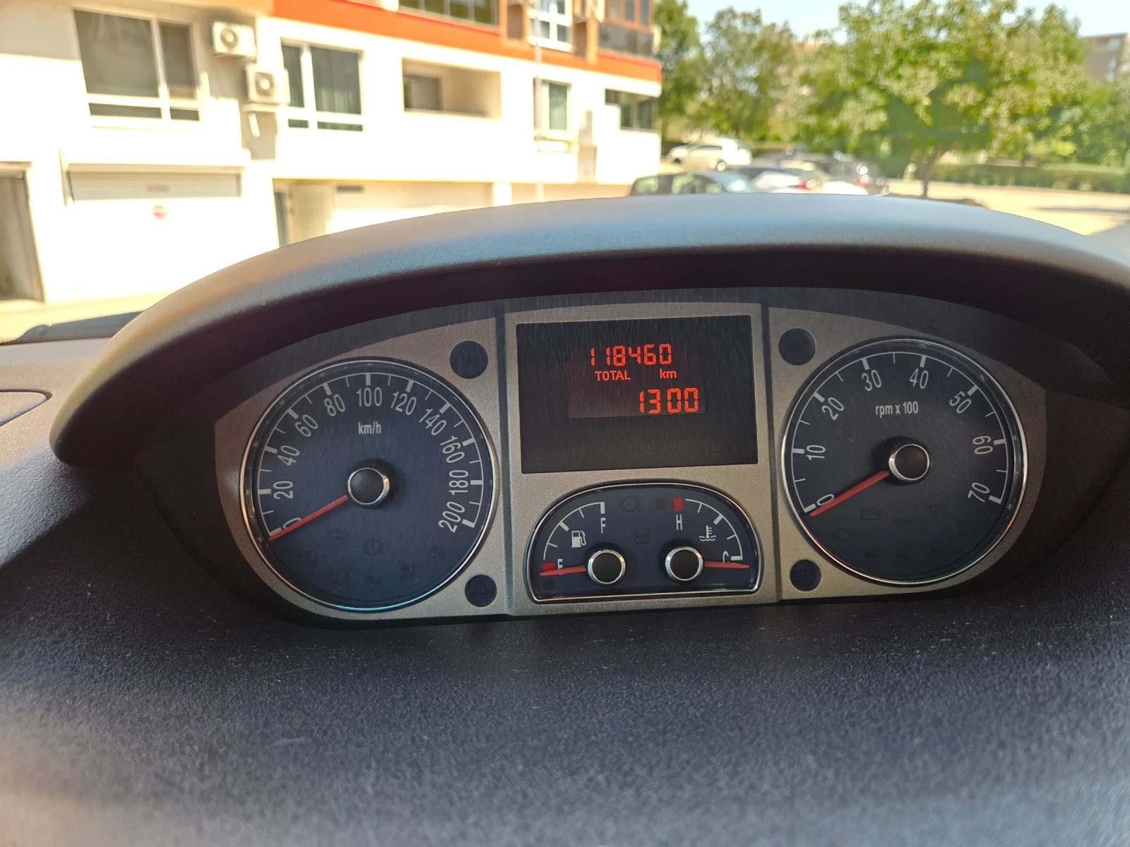 Lancia Musa 1.4, снимка 13 - Автомобили и джипове - 55565844