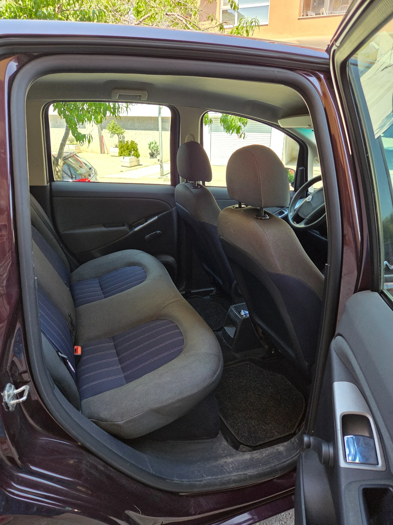Lancia Musa 1.4, снимка 9 - Автомобили и джипове - 55565844
