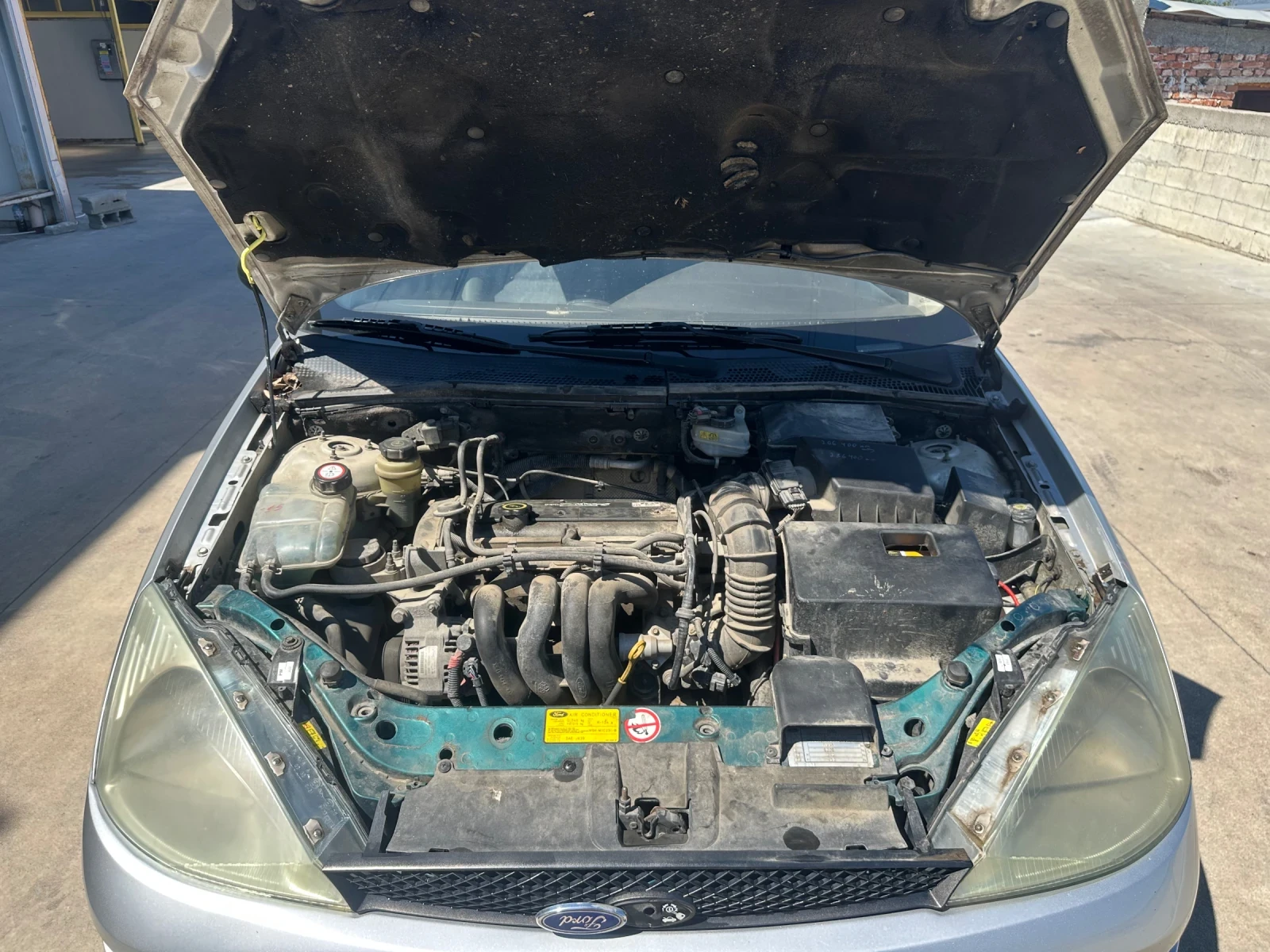 Ford Focus 1.6, снимка 6 - Автомобили и джипове - 55685347