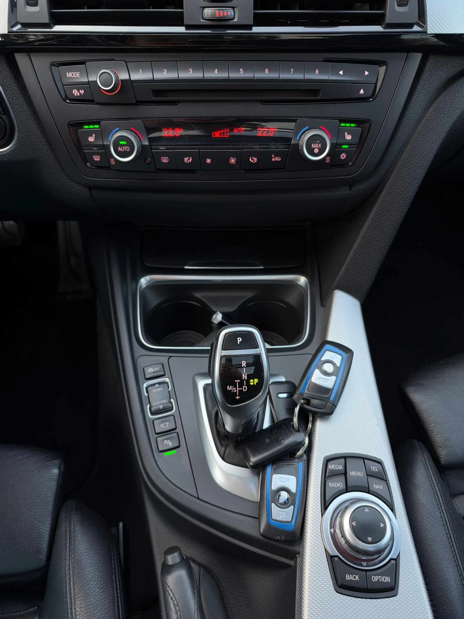BMW 330 D M-Pack/Head-Up/Harmon-Kardon/��������/Keyless | Mobile.bg � ����������� 12