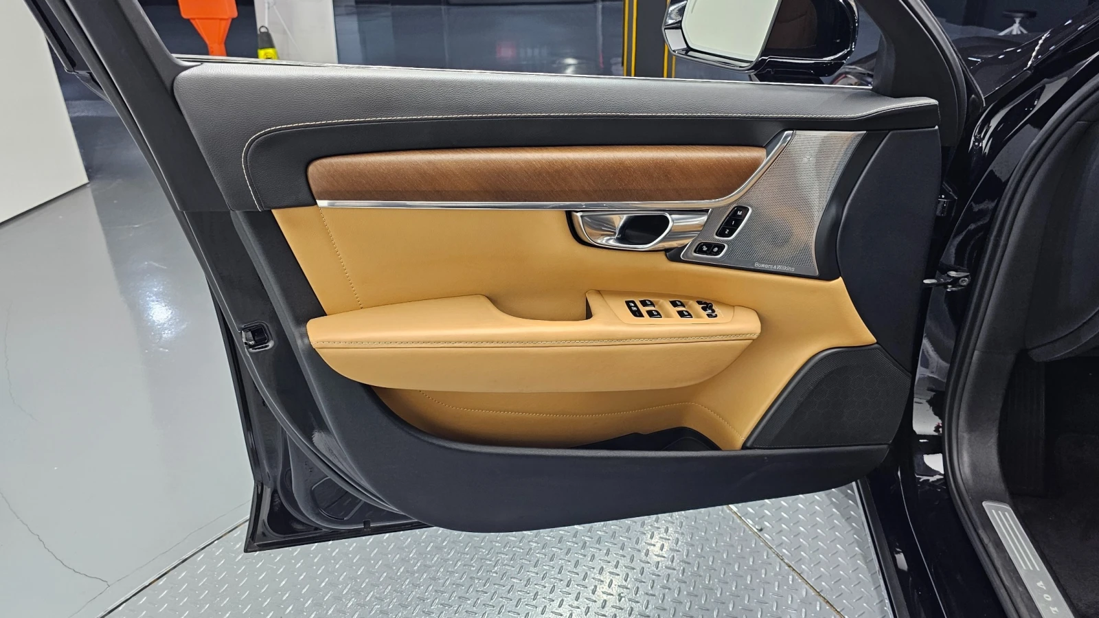 Volvo S90 D4 INSCRIPTION * DIS * B&W * ����� * 360 * HUD | Mobile.bg � ����������� 7