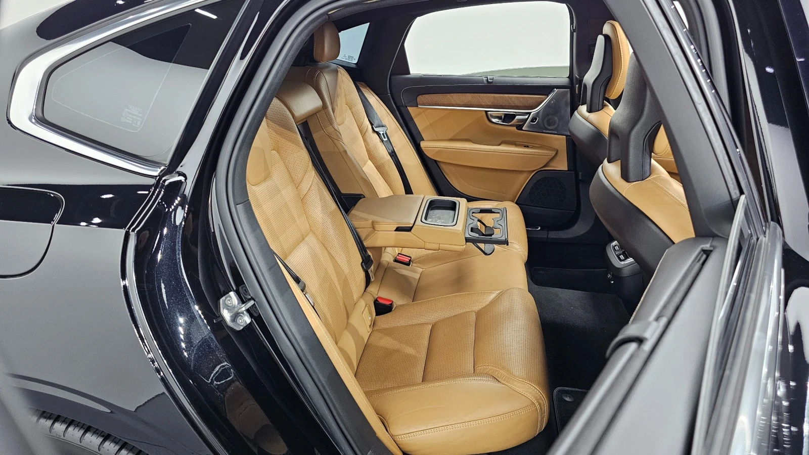 Volvo S90 D4 INSCRIPTION * DIS * B&W * ����� * 360 * HUD | Mobile.bg � ����������� 9