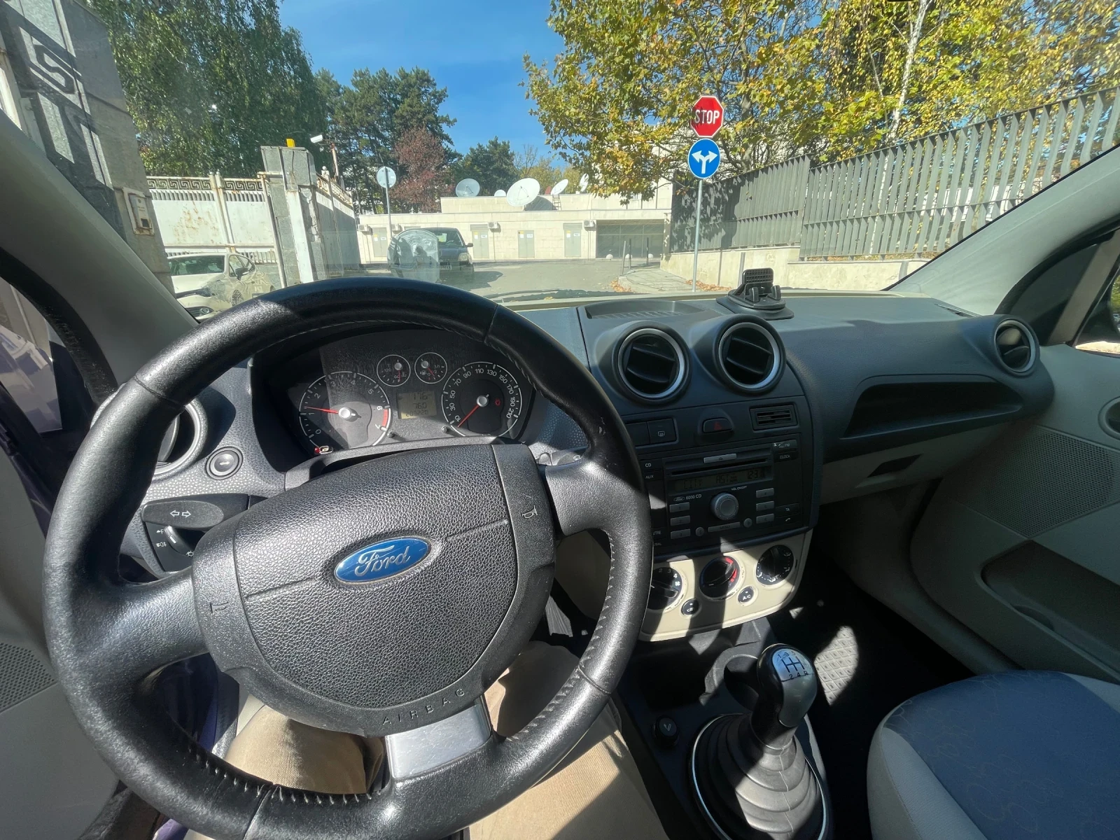 Ford Fiesta, снимка 6 - Автомобили и джипове - 56637446