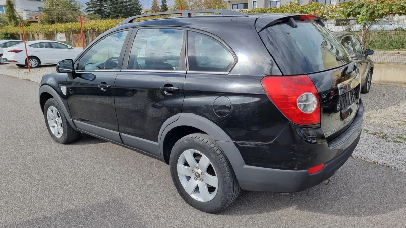 Chevrolet Captiva 2.4i 4x4 GAS Euro4, снимка 6 - Автомобили и джипове - 47490122