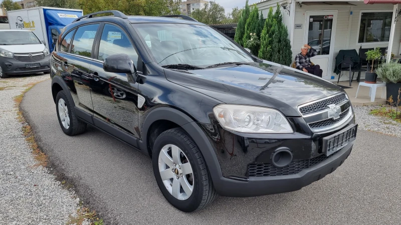 Chevrolet Captiva 2.4i 4x4 GAS Euro4, снимка 3 - Автомобили и джипове - 47490122