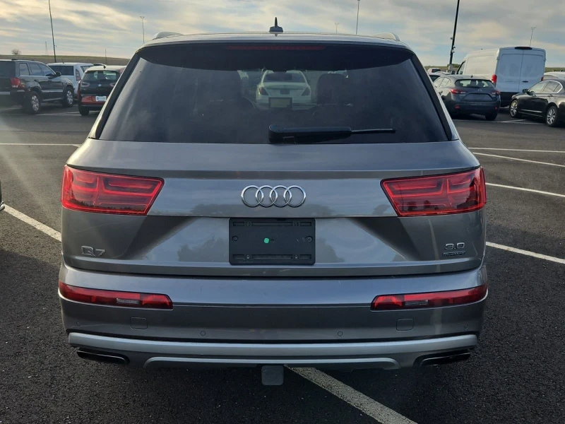 Audi Q7, снимка 2 - Автомобили и джипове - 48725376