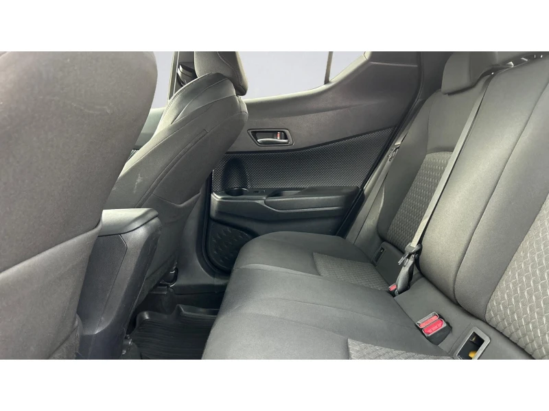 Toyota C-HR Месечна вноска от 470 лв., снимка 11 - Автомобили и джипове - 51900122