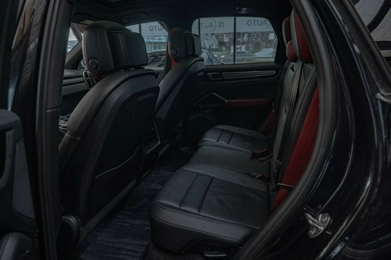 Porsche Cayenne V6T S/PDLS+ /Панорама/Soft Close/PASM/Sport/Подгре, снимка 9 - Автомобили и джипове - 52648841