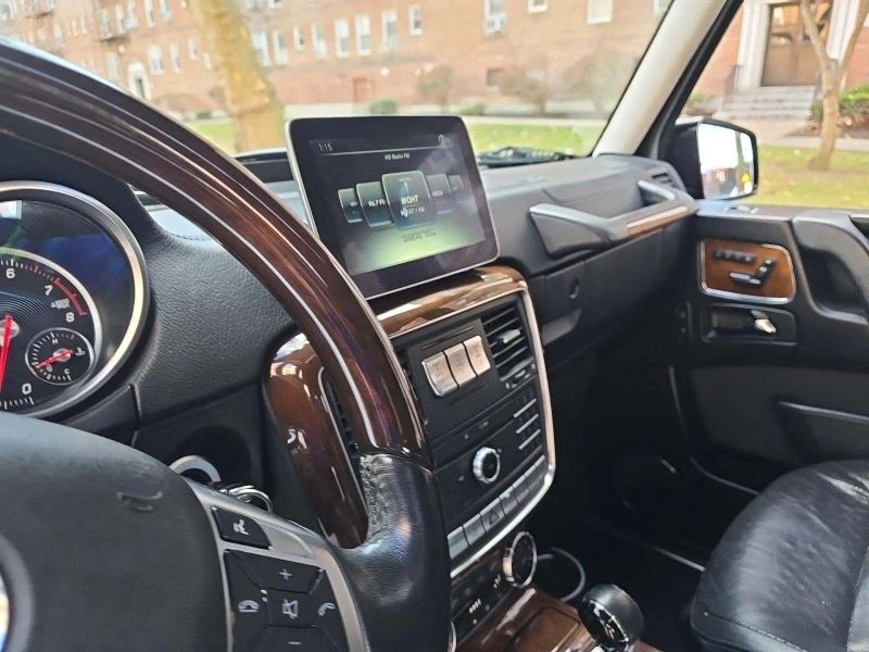 Mercedes-Benz G 55 AMG 4MATIC, снимка 8 - Автомобили и джипове - 52753054