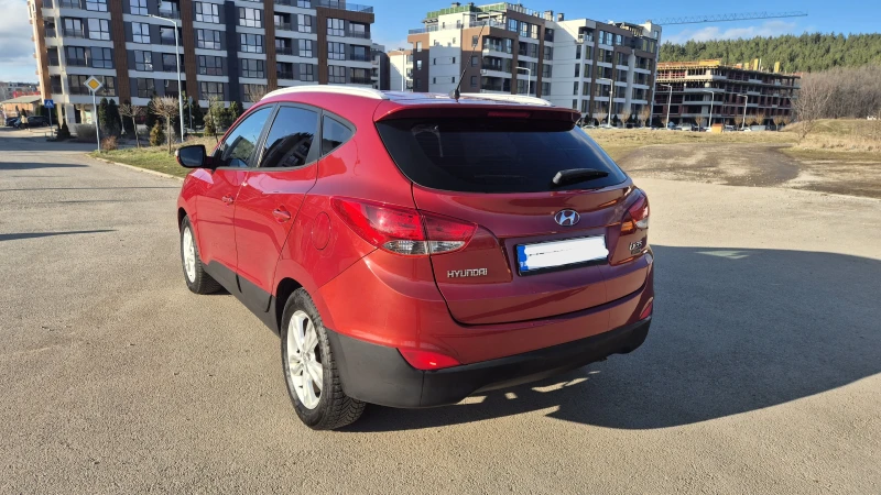 Hyundai IX35, снимка 4 - Автомобили и джипове - 53017914