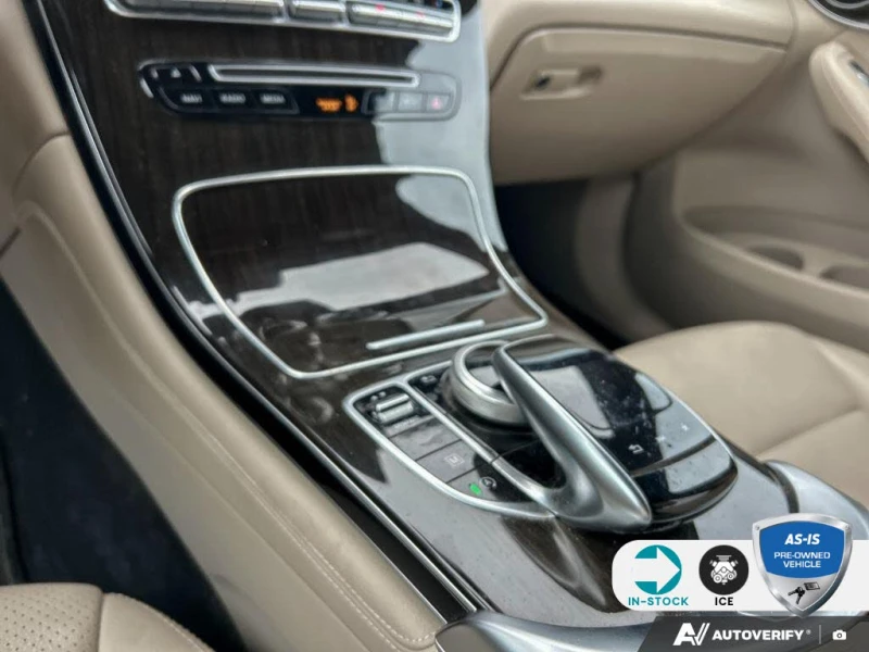 Mercedes-Benz GLC 300 4MATIC* KEYLESS* DISTRONIC* ПОДГРЕВ* КАМЕРА* LANE , снимка 12 - Автомобили и джипове - 53059323