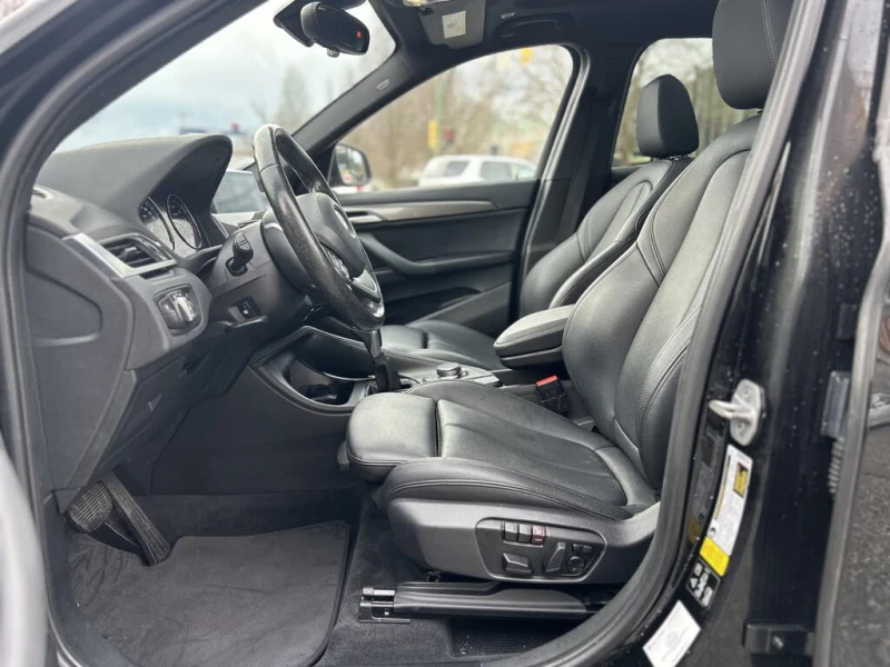 BMW X1 xDrive28i * CARFAX * АвтоКредит* (ЦЕНА ДО БГ), снимка 8 - Автомобили и джипове - 53264726