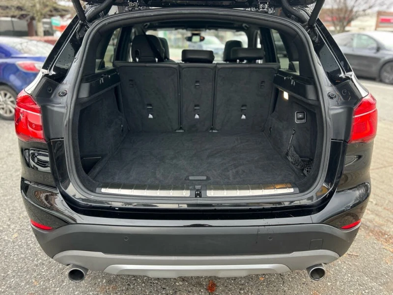 BMW X1 xDrive28i * CARFAX * АвтоКредит* (ЦЕНА ДО БГ), снимка 13 - Автомобили и джипове - 53264726