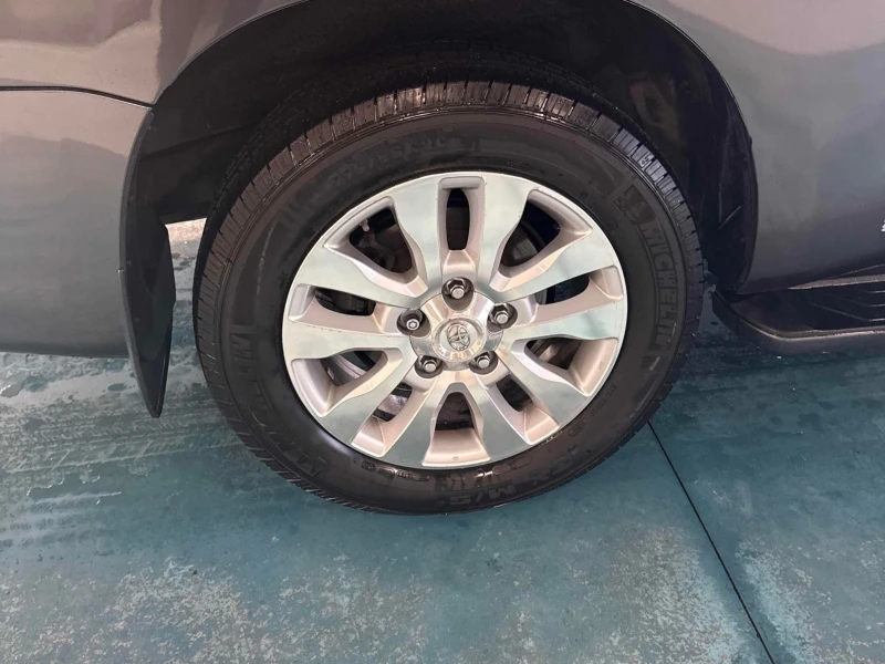 Toyota Sequoia PLATINUM С РЕГИСТРАЦИЯ & АВТО КРЕДИТ , снимка 9 - Автомобили и джипове - 53393844