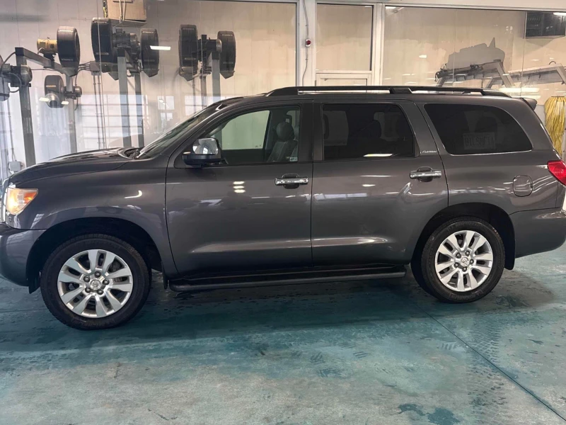 Toyota Sequoia PLATINUM С РЕГИСТРАЦИЯ & АВТО КРЕДИТ , снимка 2 - Автомобили и джипове - 53393844