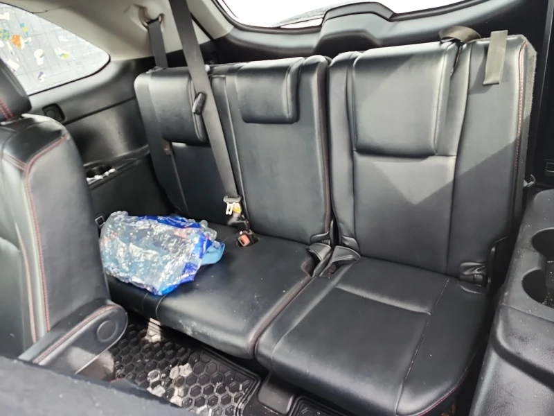 Toyota Highlander XLE * * 7 Места * * Черен Салон * * Carfax * * , снимка 12 - Автомобили и джипове - 53436372