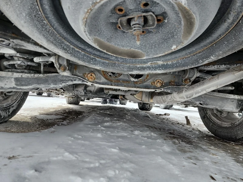 Toyota Highlander XLE * * 7 Места * * Черен Салон * * Carfax * * , снимка 15 - Автомобили и джипове - 53436372