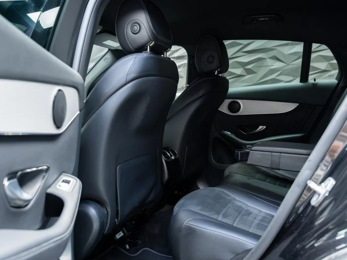 Mercedes-Benz GLC 300 DE 4MATIC* COUPE* AMG LINE* AIRMATIC* CAM* ПОДГРЕВ, снимка 7 - Автомобили и джипове - 55141541