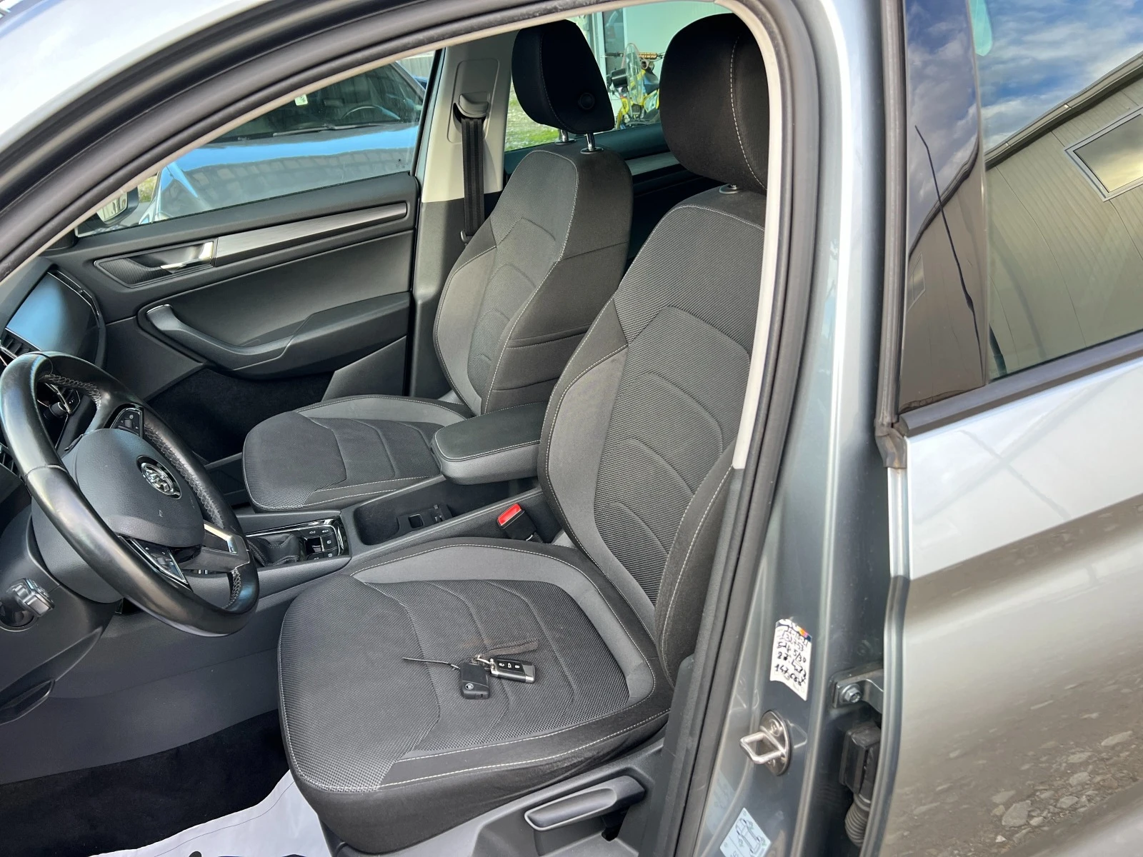 Skoda Kodiaq 2.0TDI-4X4-NAVI-KEYLESS-ADAPTIVE LED-OFFROAD PACK | Mobile.bg   13