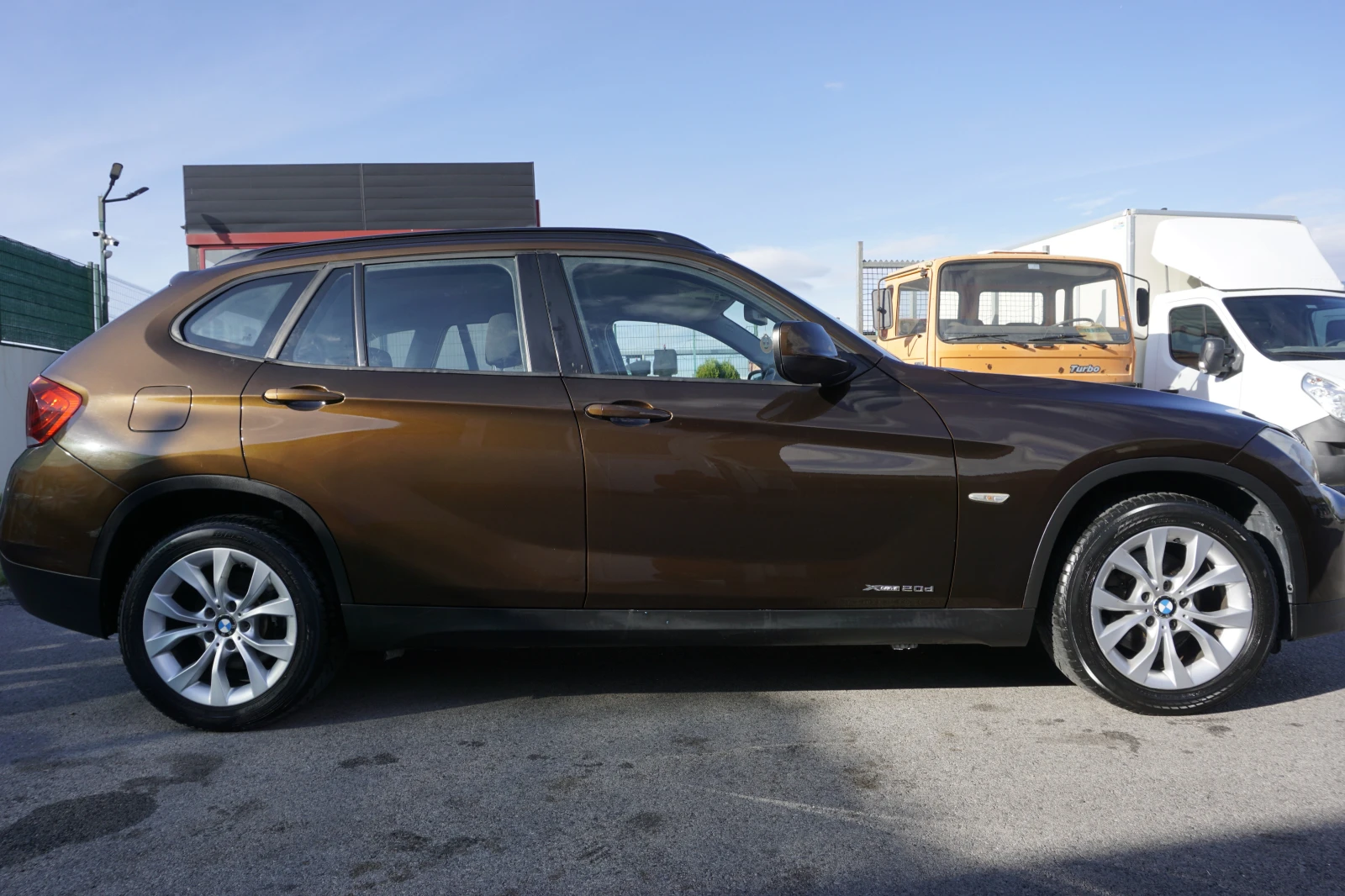 BMW X1 2.0/4х4/Навигация/XENNON/AUTOMATIK - изображение 6