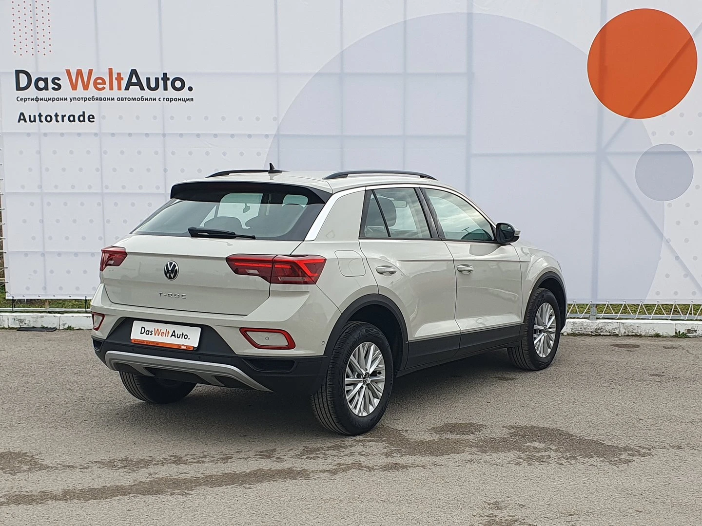 VW T-Roc VW T- Roc Life 1.5 TSI OPF DSG - изображение 3