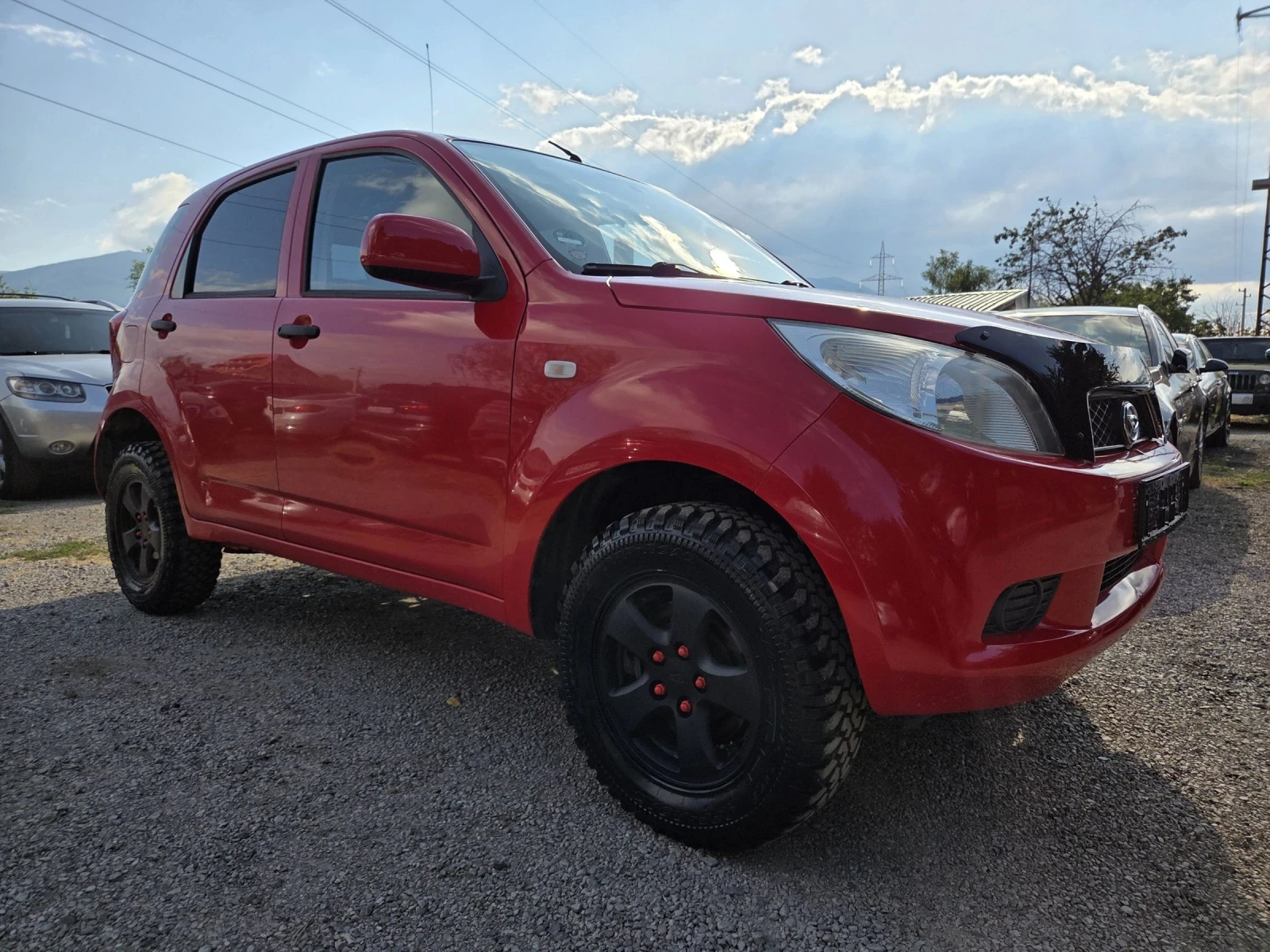 Daihatsu Terios 1.5 бензин | Обслужена | Off-road гуми - изображение 2