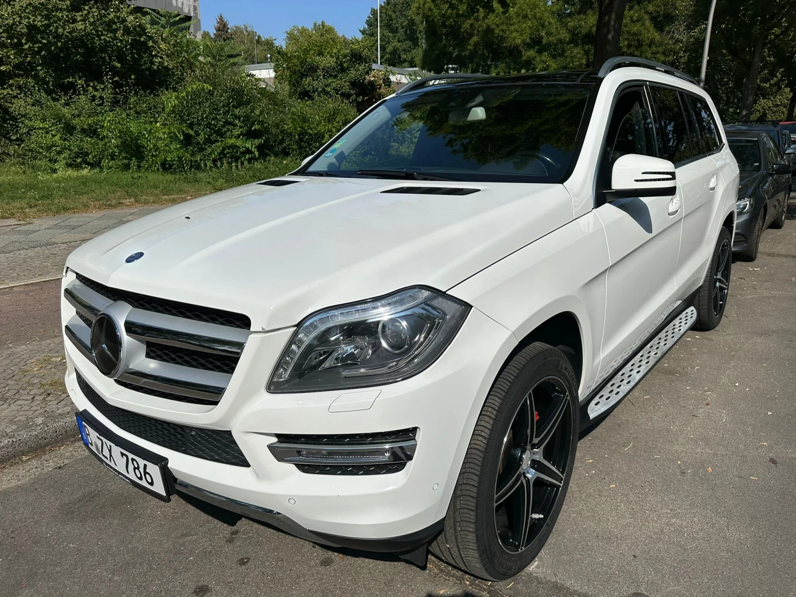 Mercedes-Benz GL 350  - изображение 3