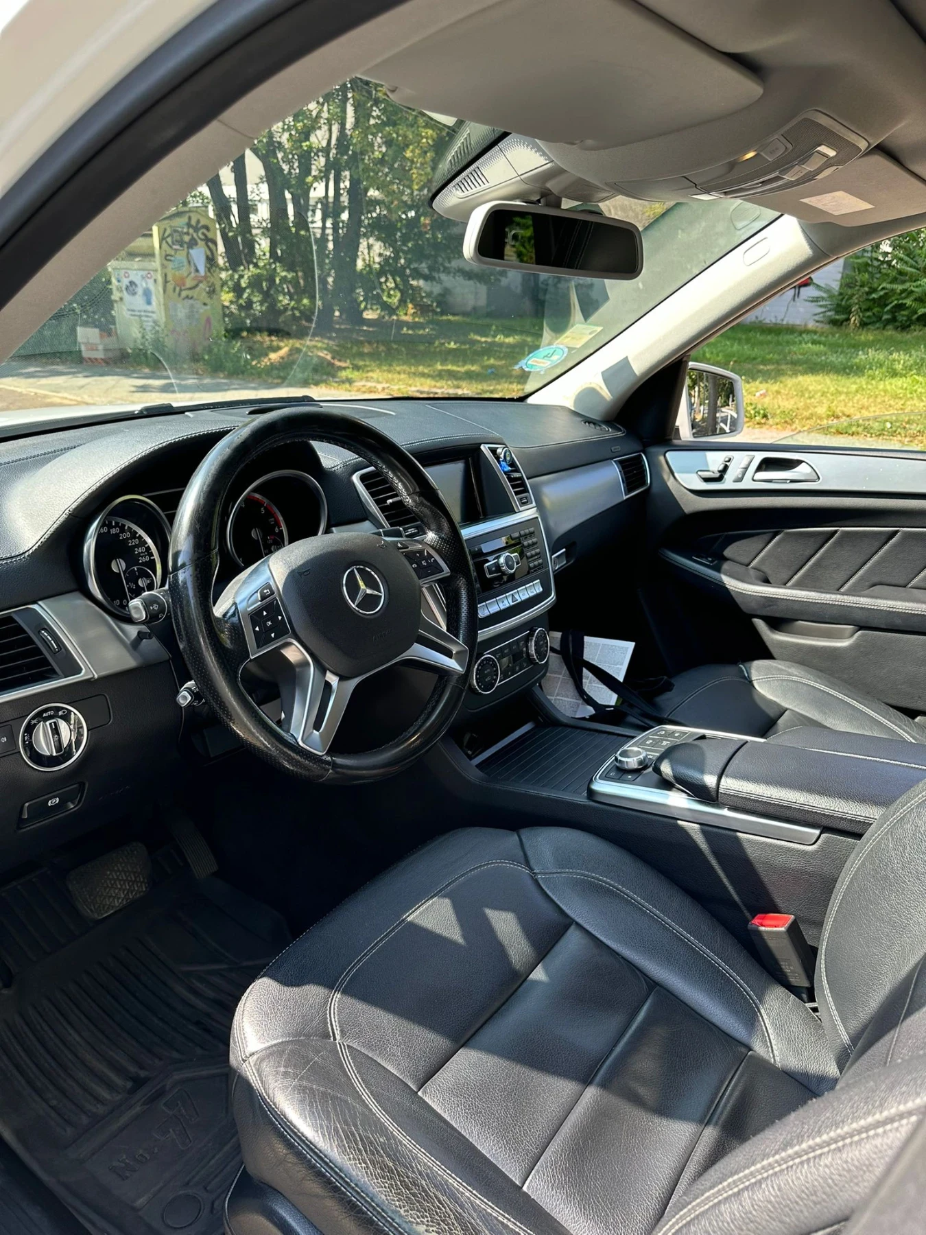 Mercedes-Benz GL 350  - изображение 5