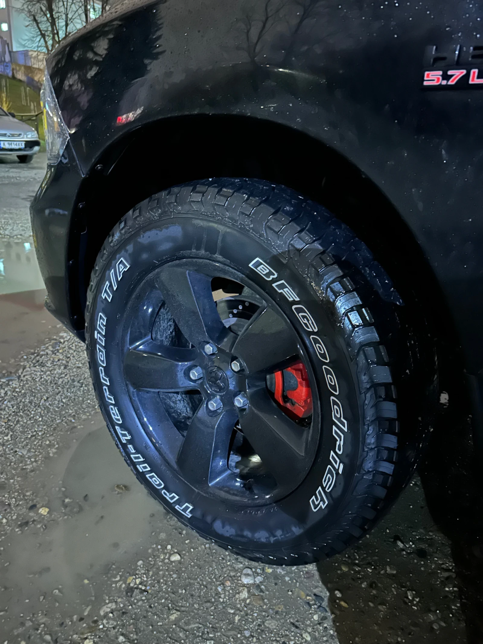 Dodge RAM 1500, снимка 2 - Автомобили и джипове - 52524742