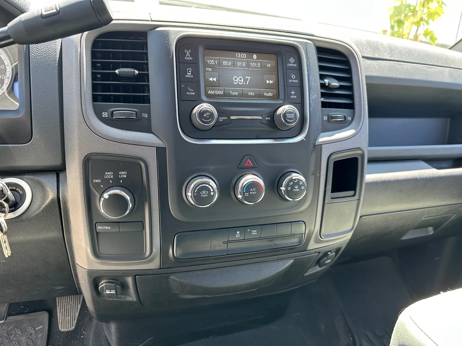 Dodge RAM 1500  - изображение 8