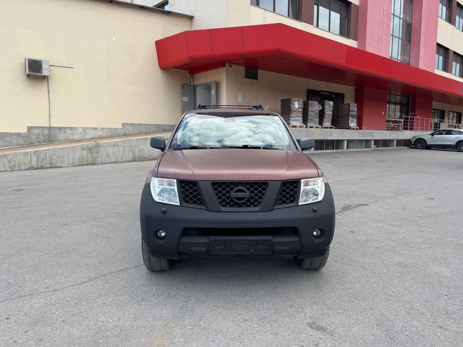 Nissan Pathfinder 2.5TDI - KLIMATRONIK - изображение 2