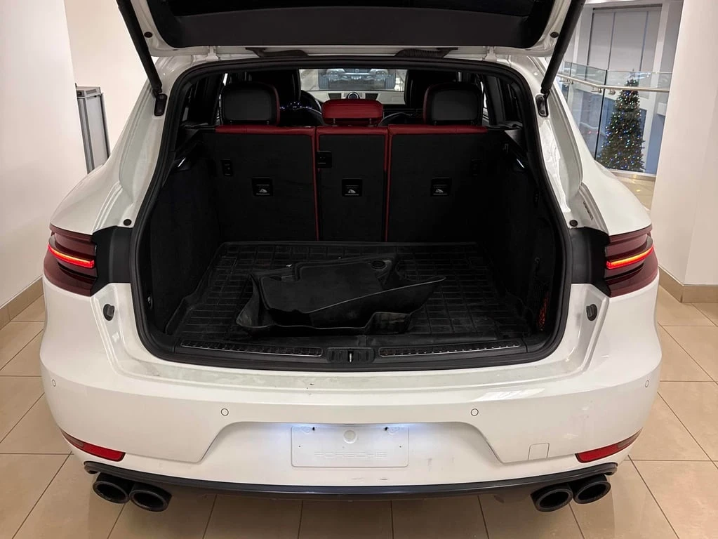 Porsche Macan * GTS * CARFAX * ЦЕНА ДО БГ - изображение 10