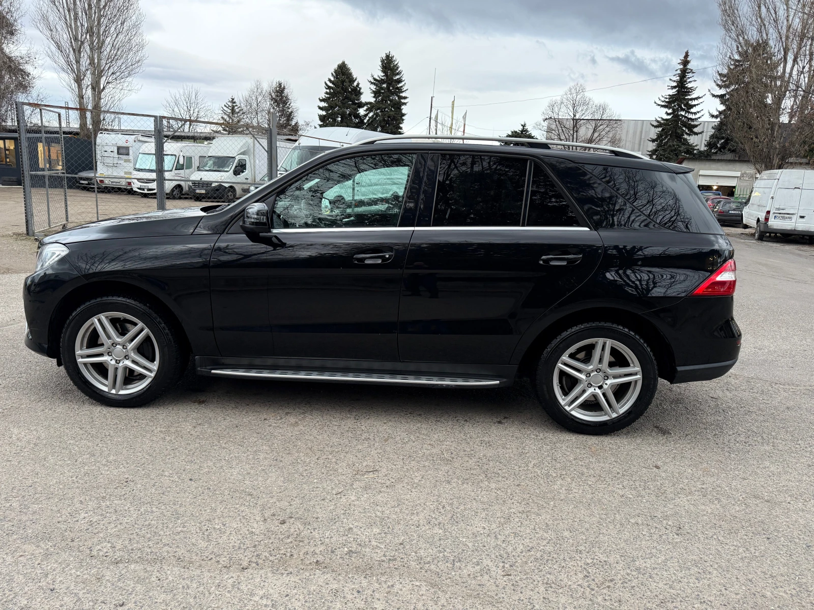 Mercedes-Benz ML 350 CDI Bluetec 4Matic AMG-Optic  - изображение 4