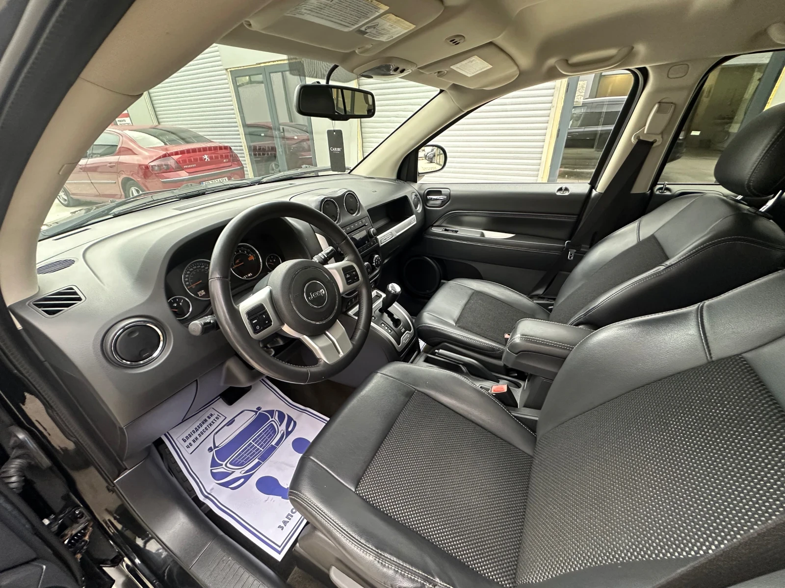 Jeep Compass 2.4 Keyless/Подгред 137хил Реални!Всичко платено!, снимка 10 - Автомобили и джипове - 54984926
