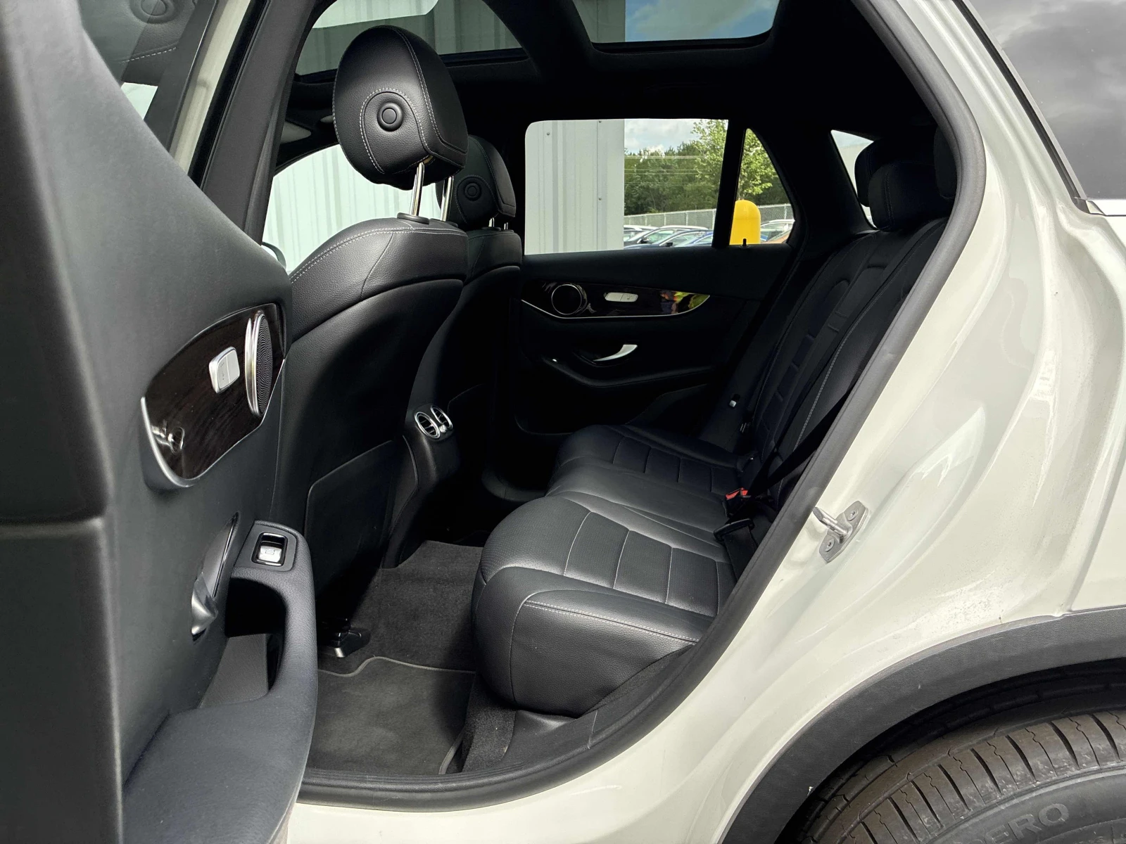 Mercedes-Benz GLC 300, снимка 10 - Автомобили и джипове - 55125125