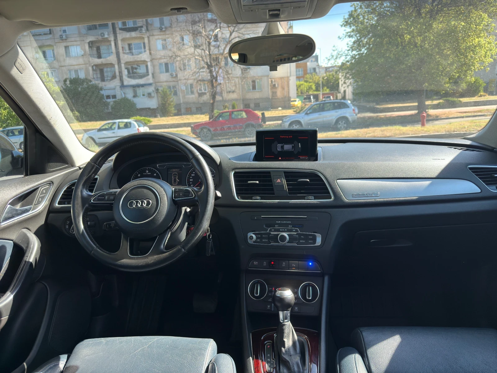 Audi Q3 ОБСЛУЖЕН/ФЕЙСЛИФТ/КУАТРО/АВТОМАТ/КОЖА/ПАНОРАМА, снимка 8 - Автомобили и джипове - 55257671