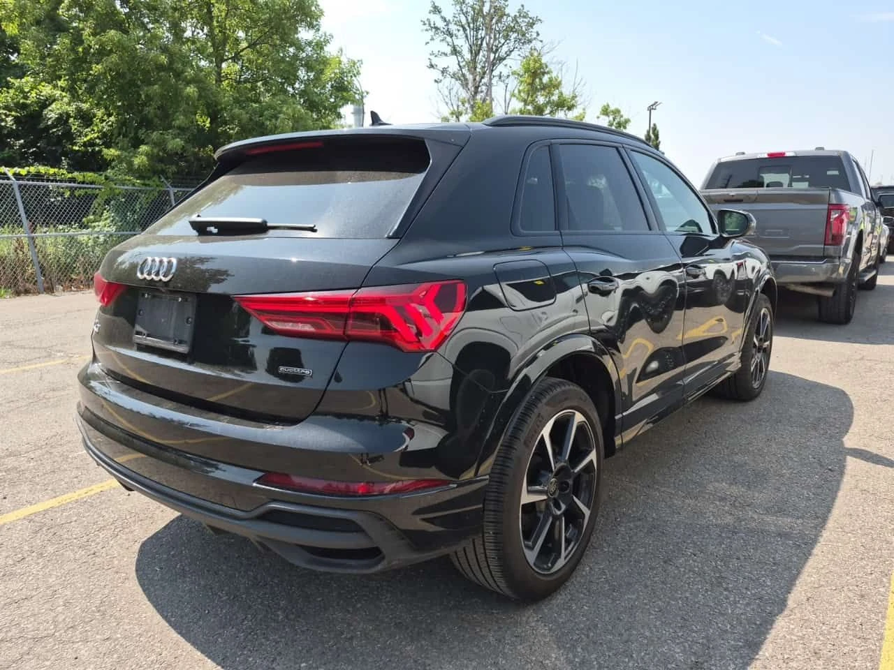 Audi Q3 * TECHNIK * CARFAX * ОПЦИЯ ЗА ФИНАНСИРАНЕ , снимка 3 - Автомобили и джипове - 55355942