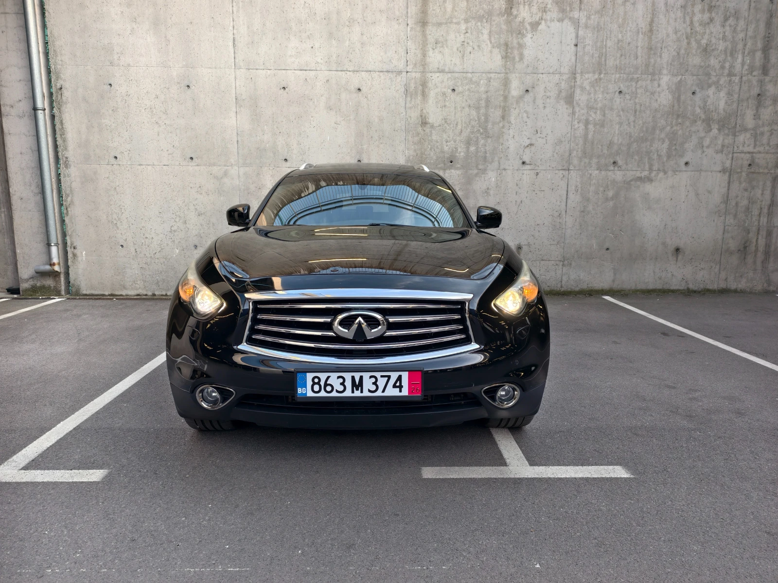 Infiniti QX70 SPREMIUM| AWD| КОЖА| NAVI| ОБДУХВАНЕ| ПОДГРЕВ, снимка 8 - Автомобили и джипове - 55696181