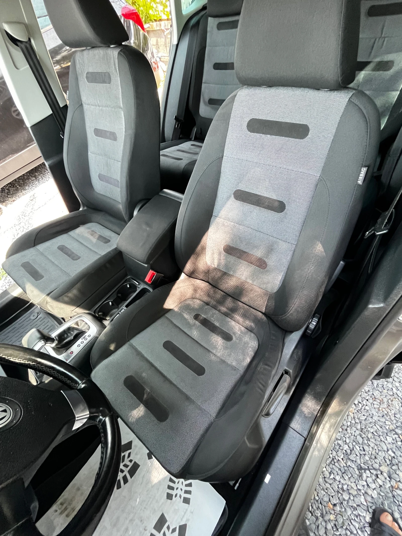 VW Tiguan 2.0 Diessel. 140 кс.Automatic 4x4 2009г., снимка 12 - Автомобили и джипове - 55705000