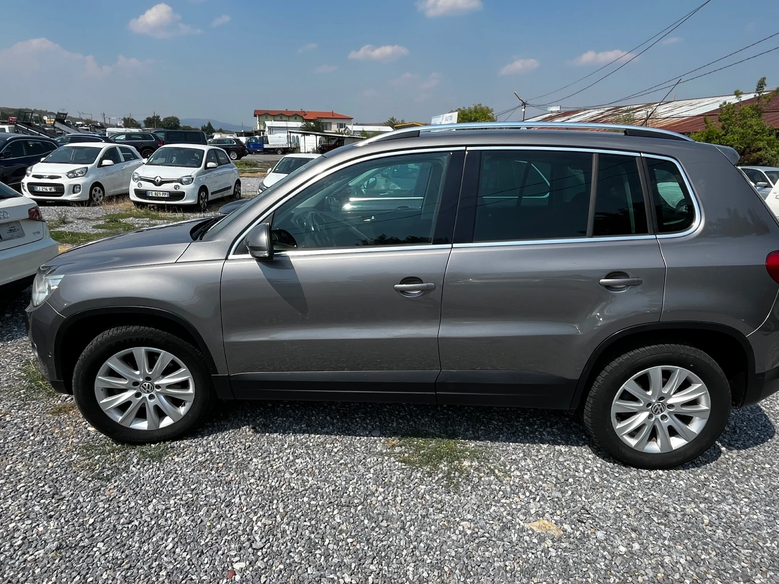 VW Tiguan 2.0 Diessel. 140 кс.Automatic 4x4 2009г., снимка 6 - Автомобили и джипове - 55705000